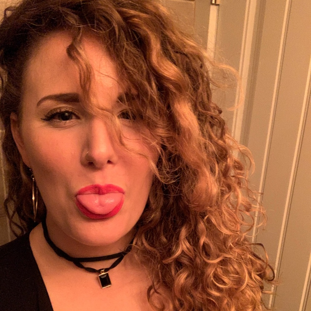 Meet your Posher, Liz